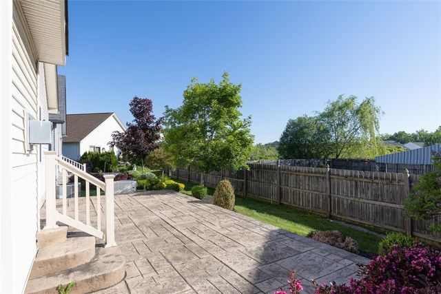 3 Allie Lane, Hamburg, NY 14075