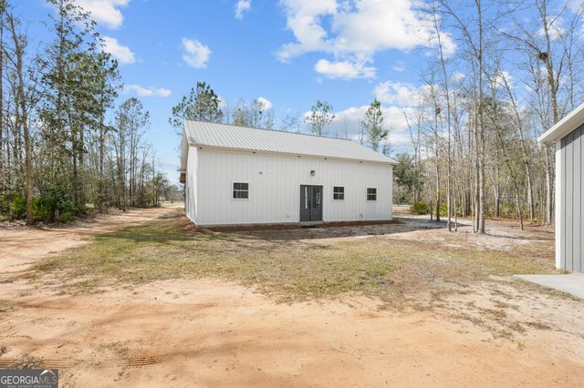 26 Cason Drive, Pembroke, GA 31321