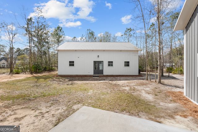 26 Cason Drive, Pembroke, GA 31321