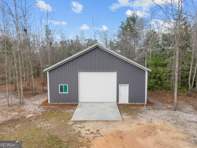 26 Cason Drive, Pembroke, GA 31321
