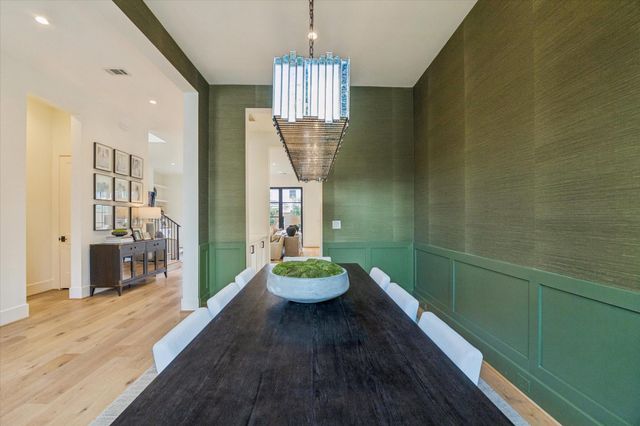 1315 Gardenia Drive, Houston, TX 77018