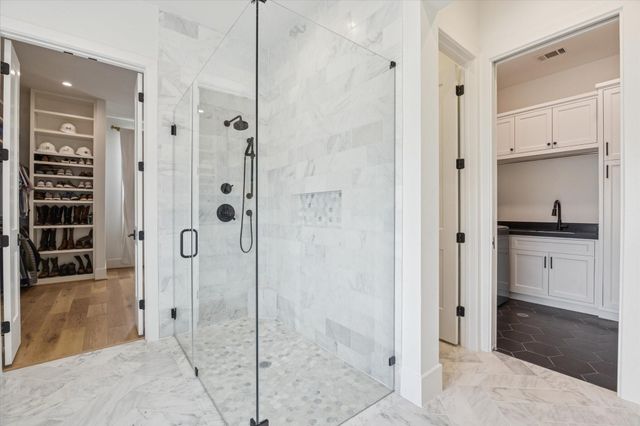 1315 Gardenia Drive, Houston, TX 77018