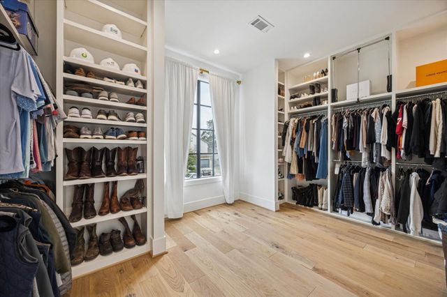 1315 Gardenia Drive, Houston, TX 77018