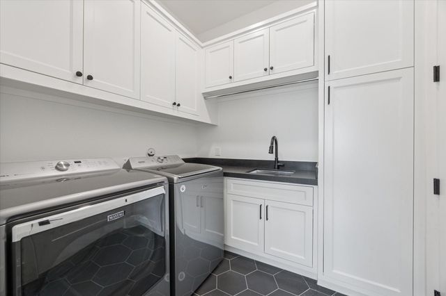 1315 Gardenia Drive, Houston, TX 77018