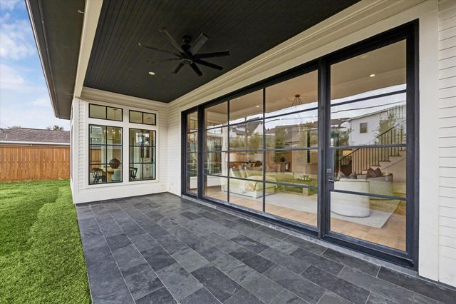 1315 Gardenia Drive, Houston, TX 77018