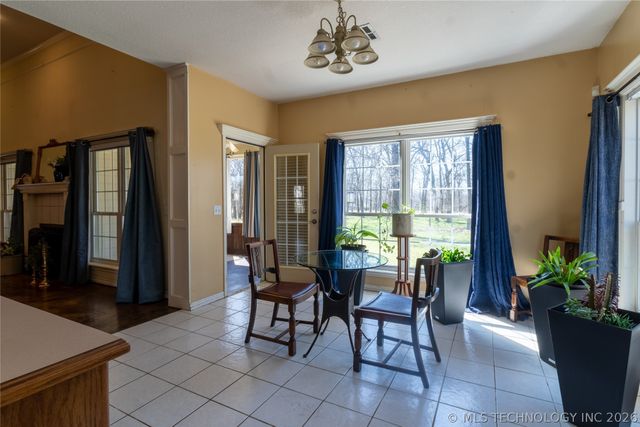 4982 E Cedar Ridge Road, Claremore, OK 74019