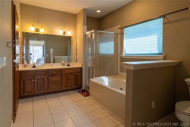 4982 E Cedar Ridge Road, Claremore, OK 74019