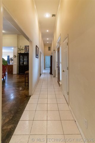 4982 E Cedar Ridge Road, Claremore, OK 74019