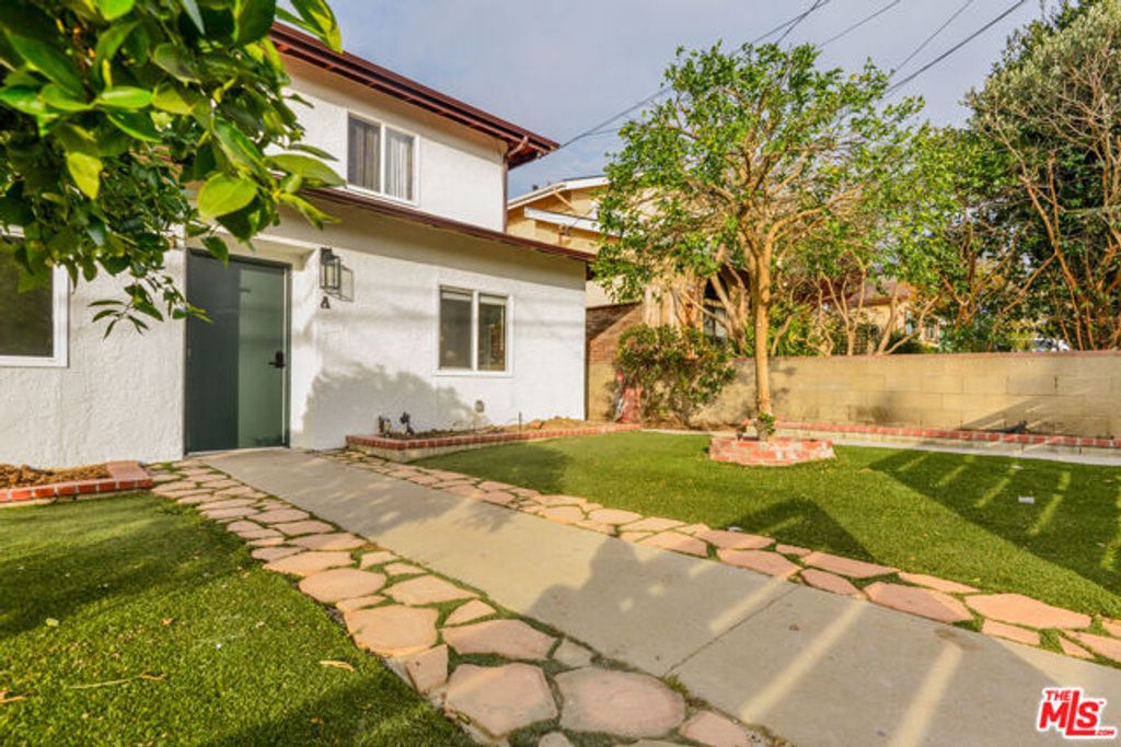 2107 Pullman Lane A, Redondo Beach, CA 90278