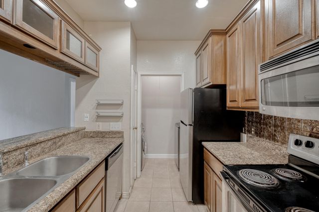 12166 Metric BLVD 1007, Austin, TX 78758