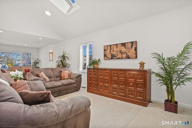 225 Lordship Road, Stratford, CT 06615