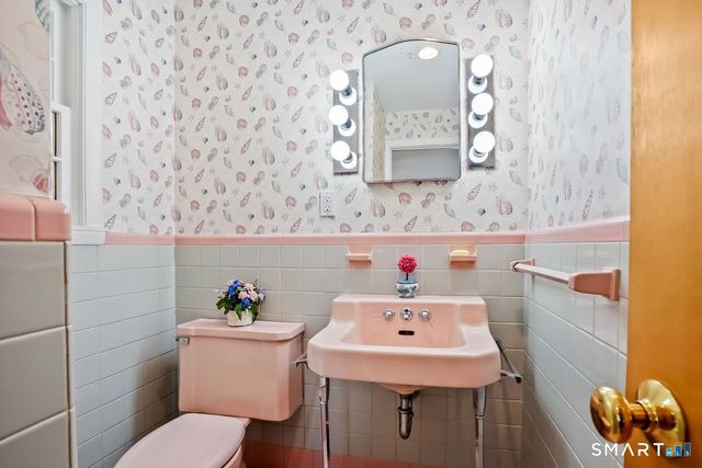 225 Lordship Road, Stratford, CT 06615