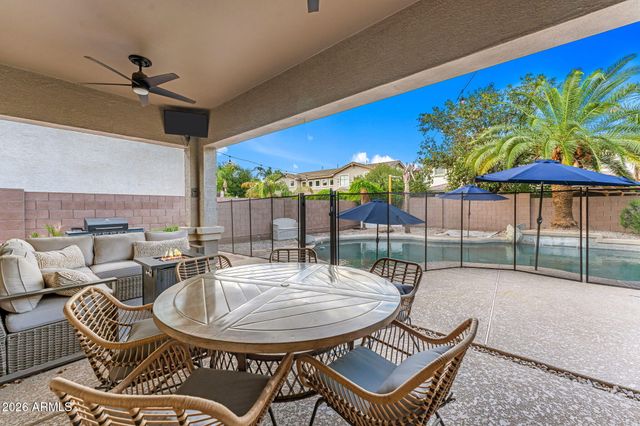 466 E BENRICH Drive, Gilbert, AZ 85295