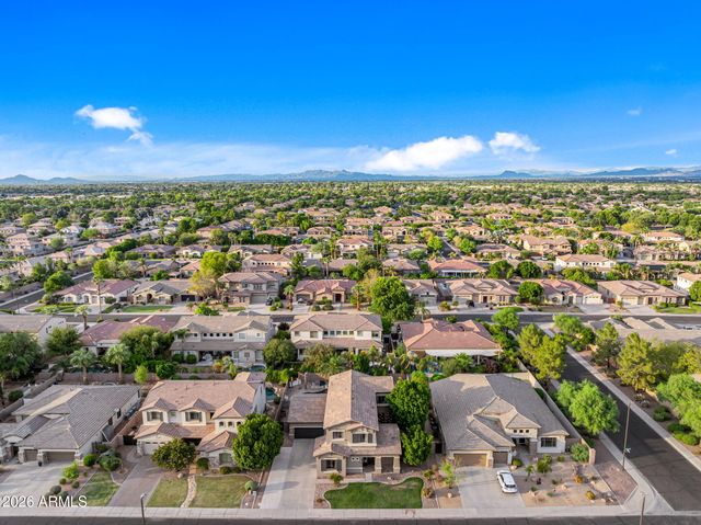 466 E BENRICH Drive, Gilbert, AZ 85295