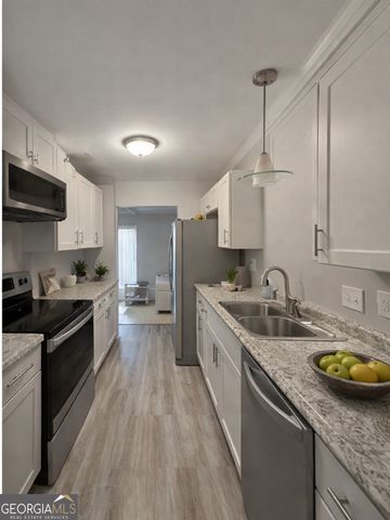 6425 Woodstone Way, Morrow, GA 30260