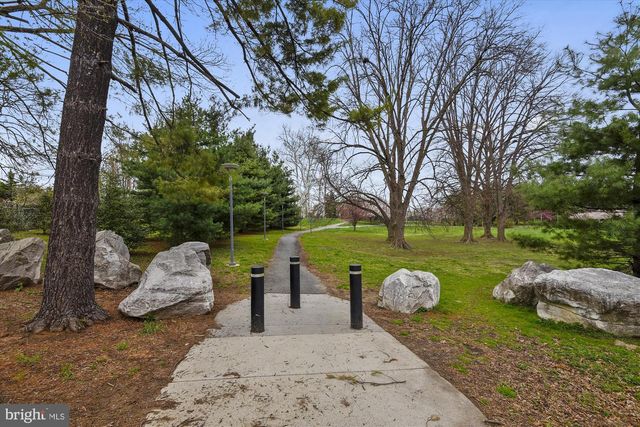 3909 WOODLAWN RD, Chevy Chase, MD 20815