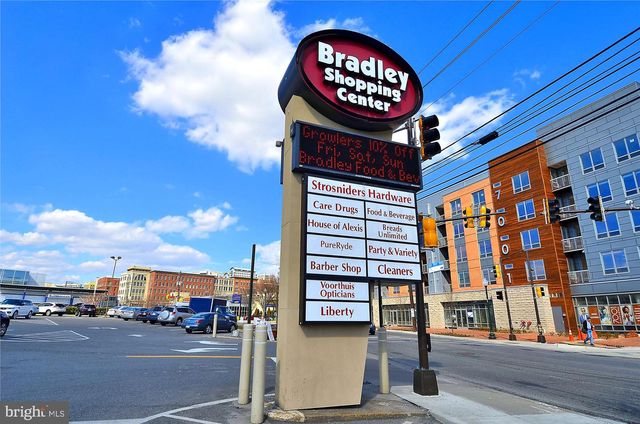 3909 WOODLAWN RD, Chevy Chase, MD 20815