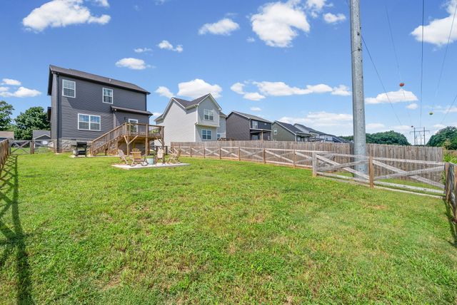 467 Mattingly Dr, Clarksville, TN 37042