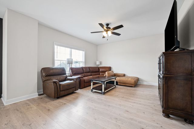 467 Mattingly Dr, Clarksville, TN 37042