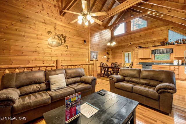 1323 Zachary Thomas Lane, Sevierville, TN 37876