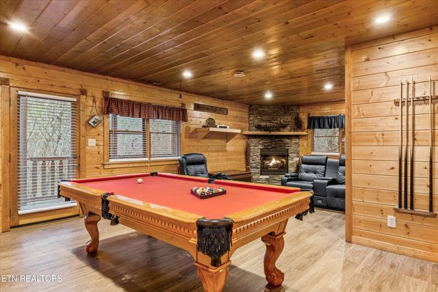 1323 Zachary Thomas Lane, Sevierville, TN 37876