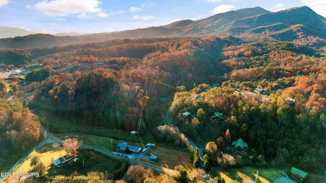 1323 Zachary Thomas Lane, Sevierville, TN 37876