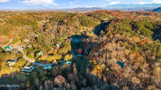 1323 Zachary Thomas Lane, Sevierville, TN 37876