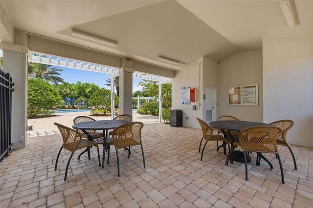 12440 COUNTRY WHITE CIRCLE, Tampa, FL 33635