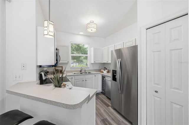 12440 COUNTRY WHITE CIRCLE, Tampa, FL 33635