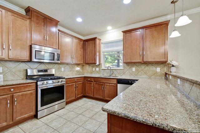 11619 BELICENA RD, San Antonio, TX 78253