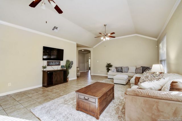 11619 BELICENA RD, San Antonio, TX 78253