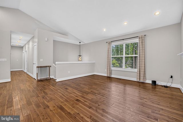 105 EDGEMONT CIR, Locust Grove, VA 22508