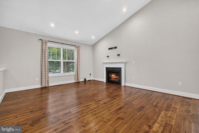 105 EDGEMONT CIR, Locust Grove, VA 22508