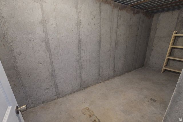 4353 W MAPLE MEADOWS DR, West Valley City, UT 84120