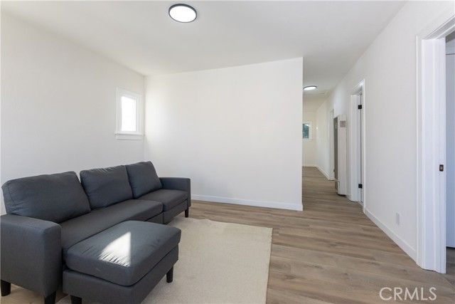 711 N Crane Avenue, Compton, CA 90221