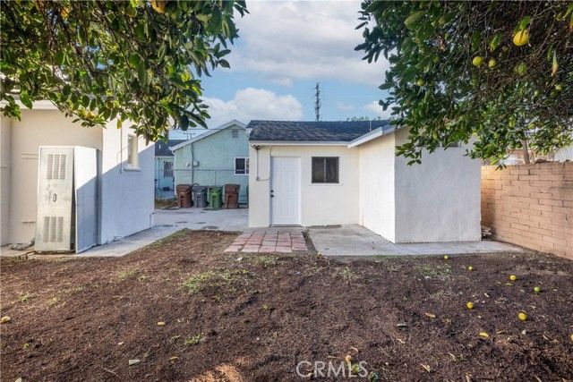 711 N Crane Avenue, Compton, CA 90221