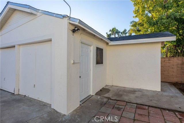 711 N Crane Avenue, Compton, CA 90221