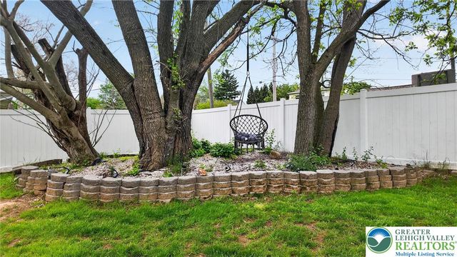 764 Mohican Drive, Easton, PA 18040