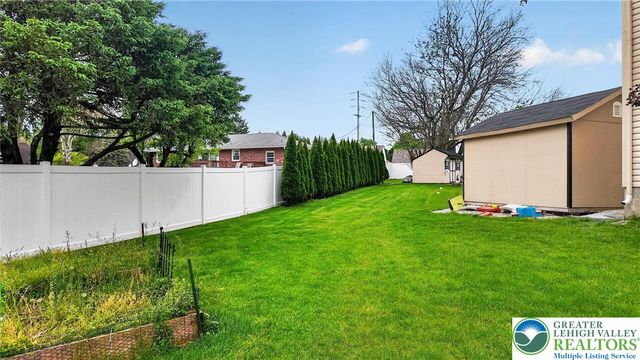 764 Mohican Drive, Easton, PA 18040