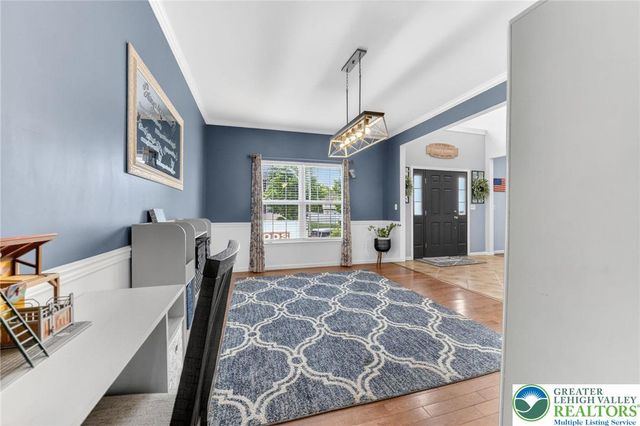 764 Mohican Drive, Easton, PA 18040