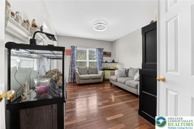 764 Mohican Drive, Easton, PA 18040