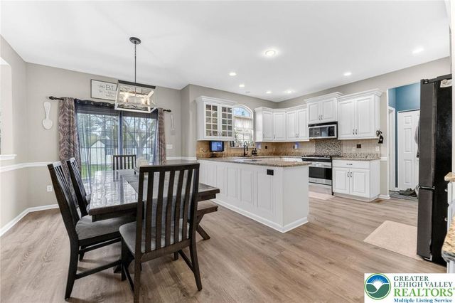 764 Mohican Drive, Easton, PA 18040