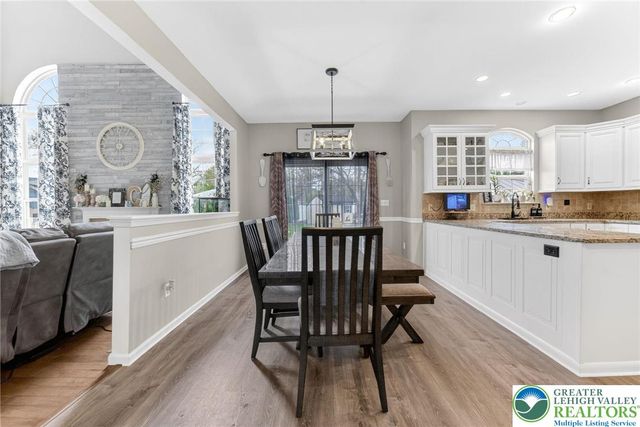 764 Mohican Drive, Easton, PA 18040