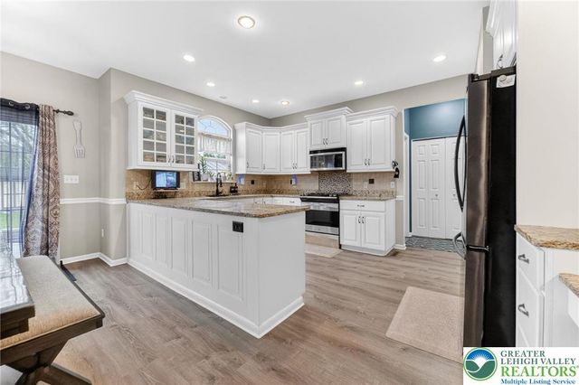 764 Mohican Drive, Easton, PA 18040