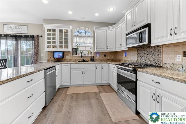 764 Mohican Drive, Easton, PA 18040