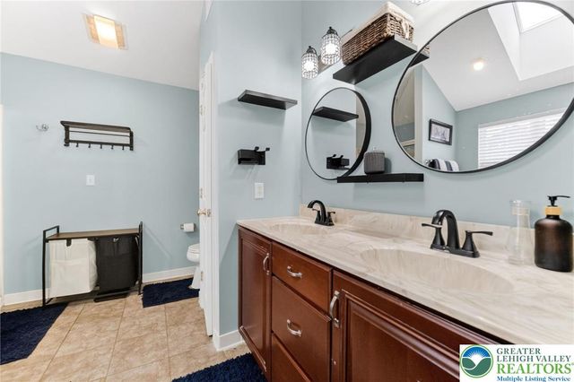 764 Mohican Drive, Easton, PA 18040