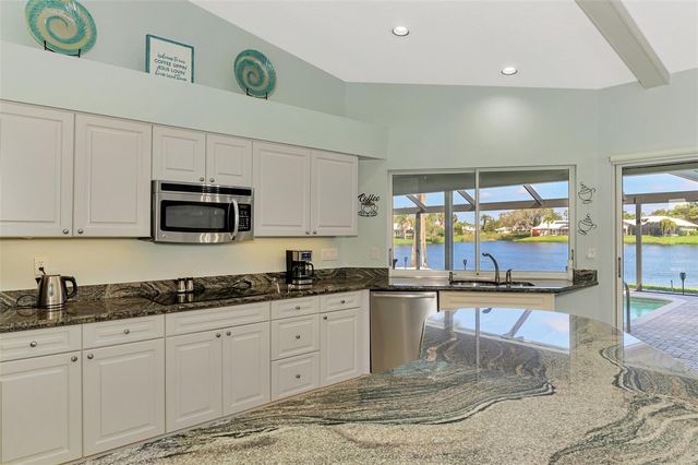 1421 GLENEAGLES DRIVE, Venice, FL 34292