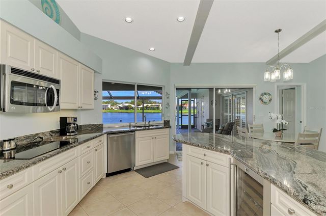 1421 GLENEAGLES DRIVE, Venice, FL 34292