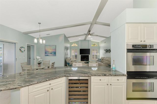 1421 GLENEAGLES DRIVE, Venice, FL 34292