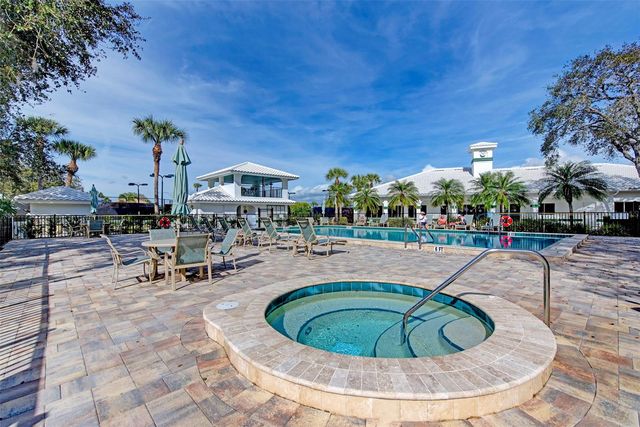 1421 GLENEAGLES DRIVE, Venice, FL 34292